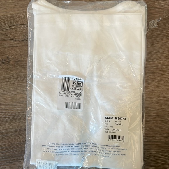 Lands End T shirt - Picture 3 of 3